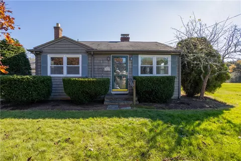 4060 Old Post Rd, Charlestown, RI 02813