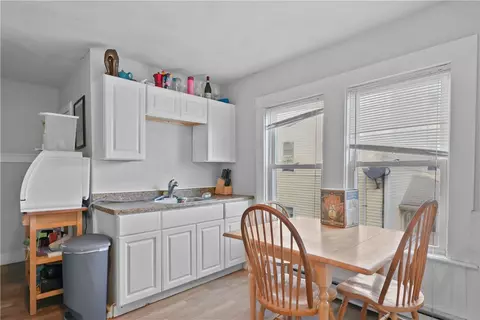 37 Foundry St, Woonsocket, RI 02895 photo 32