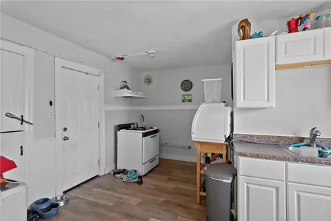37 Foundry St, Woonsocket, RI 02895 photo 29