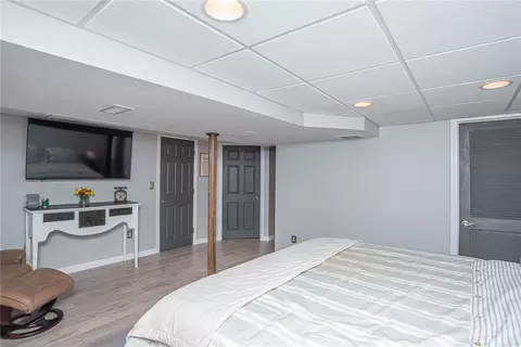 68 Falcon Ave, Warwick, RI 02888 photo 42