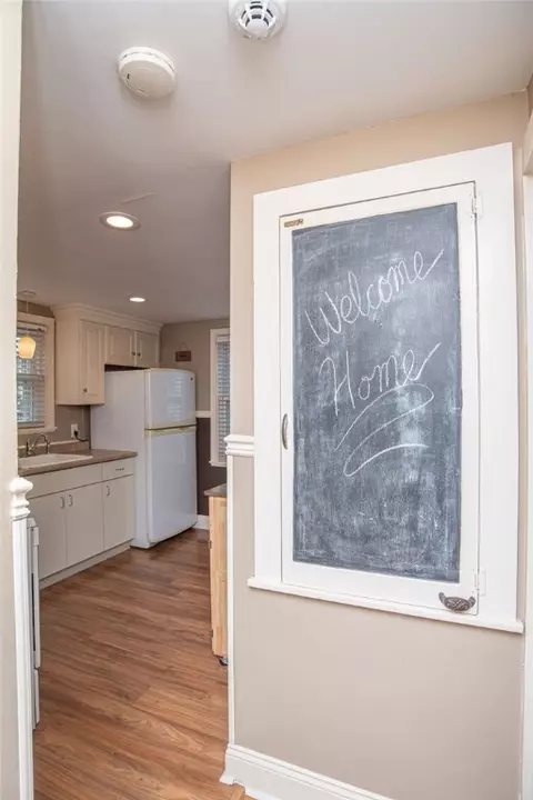 68 Falcon Ave, Warwick, RI 02888 photo 35