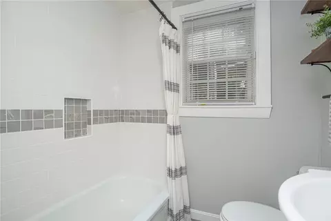 68 Falcon Ave, Warwick, RI 02888 photo 24