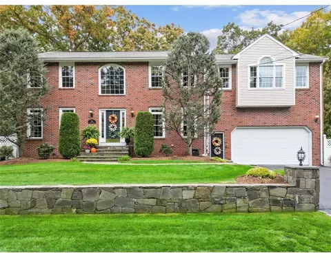 190 Cowesett Rd, Warwick, RI 02886