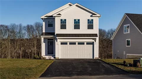295 Freedom Trail Dr, Portsmouth, RI 02871