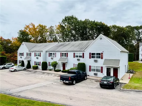 19 Apache Dr #B, Westerly, RI 02891 photo 2