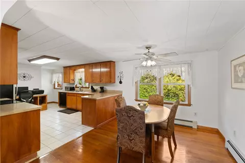 44 Old Post Rd, Westerly, RI 02891 photo 9