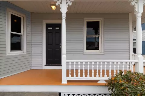 492 Winter St, Woonsocket, RI 02895
