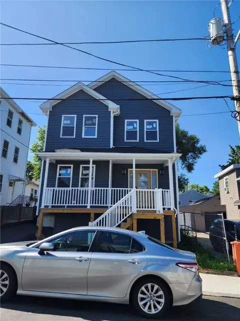 35 Hillhurst Ave, Providence, RI 02909