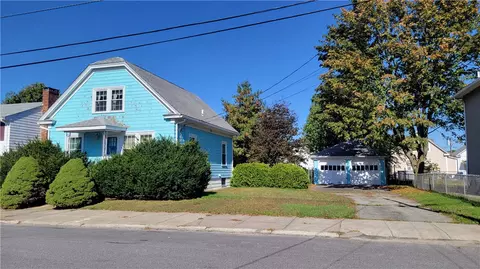 283 W Forest Ave, Pawtucket, RI 02860