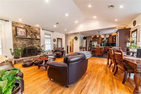 183 Spring Grove Rd, Glocester, RI 02814 photo 6