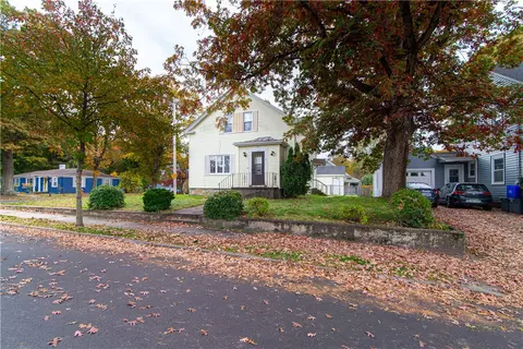 57 Summit Ave, North Smithfield, RI 02896