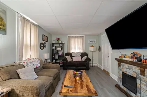 518 Privilege St, Woonsocket, RI 02895 photo 17