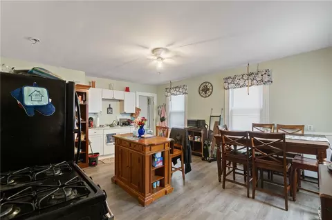 518 Privilege St, Woonsocket, RI 02895 photo 14