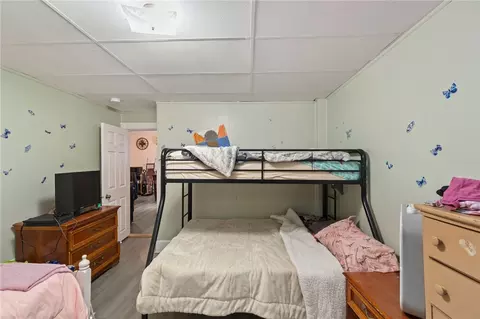 518 Privilege St, Woonsocket, RI 02895 photo 6