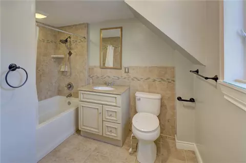 54 Dudley Ave, Warwick, RI 02889 photo 16