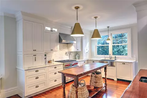73 Everett Ave, Providence, RI 02906 photo 13