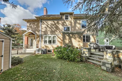 73 Everett Ave, Providence, RI 02906 photo 6