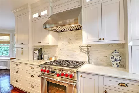 73 Everett Ave, Providence, RI 02906 photo 16
