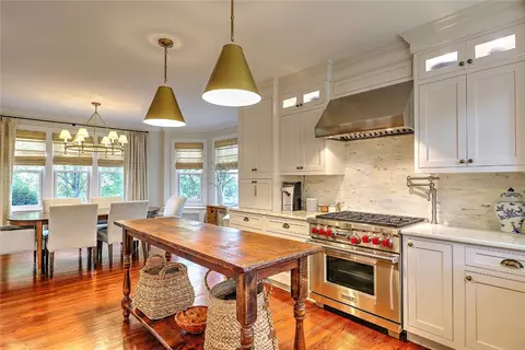73 Everett Ave, Providence, RI 02906 photo 17