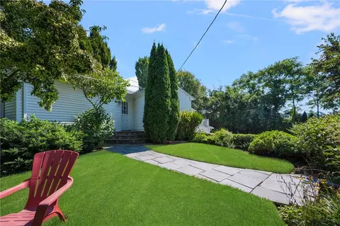 160 Gray St, Warwick, RI 02889 photo 11