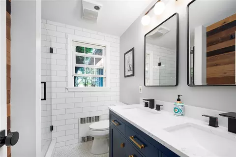 160 Gray St, Warwick, RI 02889 photo 21