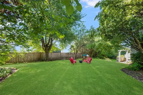 160 Gray St, Warwick, RI 02889 photo 10