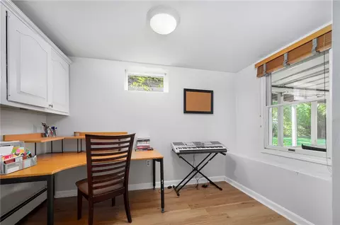 160 Gray St, Warwick, RI 02889 photo 32
