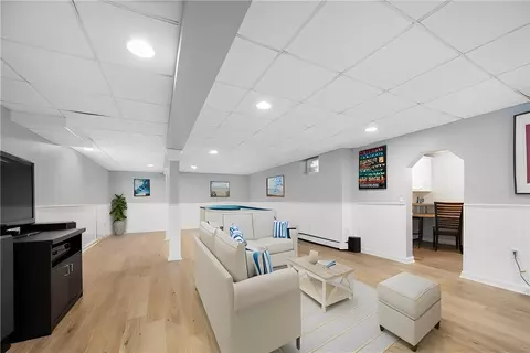 160 Gray St, Warwick, RI 02889 photo 31