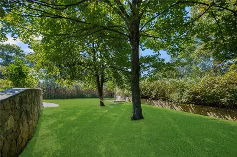 160 Gray St, Warwick, RI 02889 photo 12