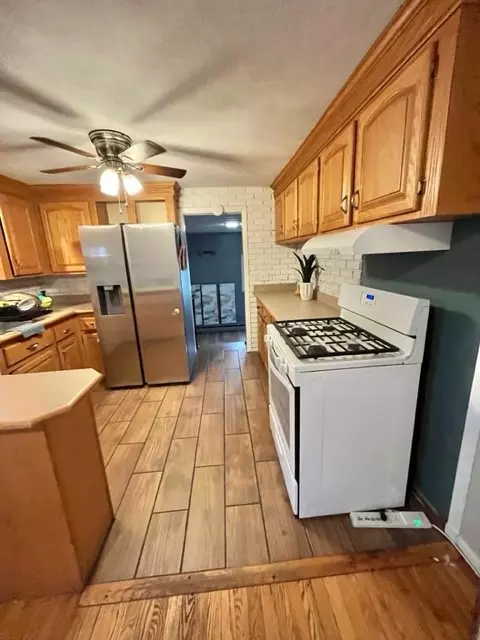 58 Armory Dr, Warwick, RI 02889 photo 14