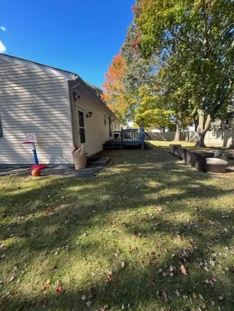 58 Armory Dr, Warwick, RI 02889 photo 5