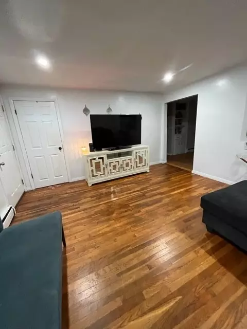 58 Armory Dr, Warwick, RI 02889 photo 10