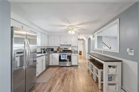 123 Harmony Ct, Warwick, RI 02889 photo 10