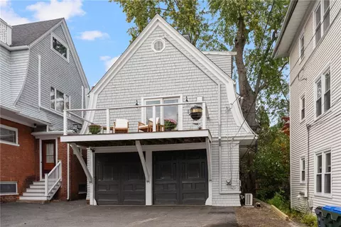 81 Elmgrove Ave #3, Providence, RI 02906