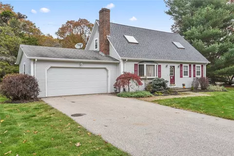 5 Upper Terrace Cir, South Kingstown, RI 02879