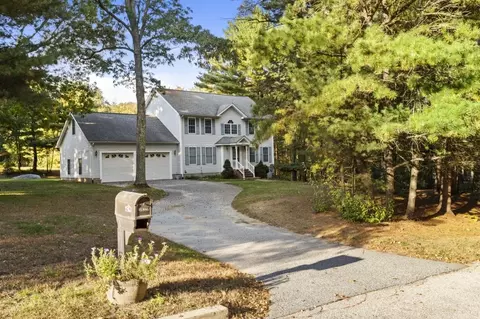 24 Wood River Ln, West Greenwich, RI 02817