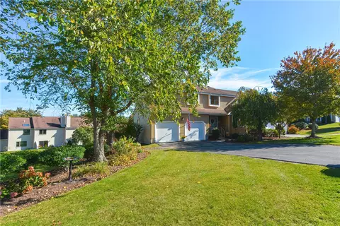 80 Fisher Rd #81, Cumberland, RI 02864