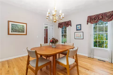 3 Pasco Cir, Warwick, RI 02886 photo 8