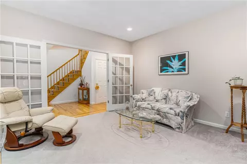 3 Pasco Cir, Warwick, RI 02886 photo 6