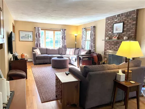 33 Contour Rd, Warwick, RI 02886 photo 6