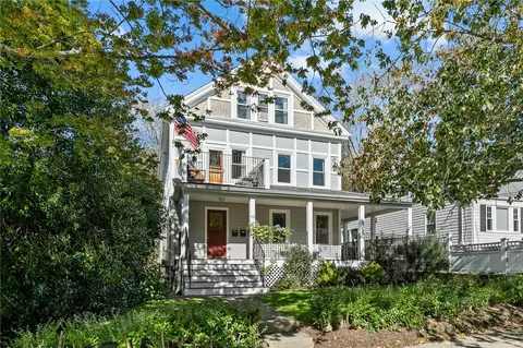 52 Morton Ave #1, Newport, RI 02840