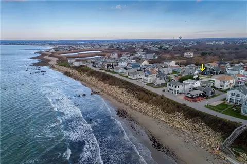 15 Lane 3, Narragansett, RI 02882