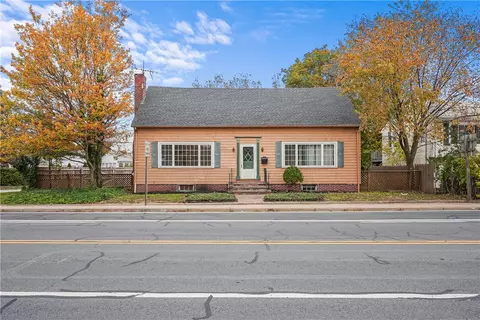 436 Pawtucket Ave, East Providence, RI 02916