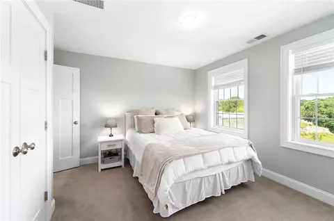 17 Moonlight Dr, Westerly, RI 02891 photo 32