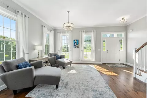 17 Moonlight Dr, Westerly, RI 02891 photo 10
