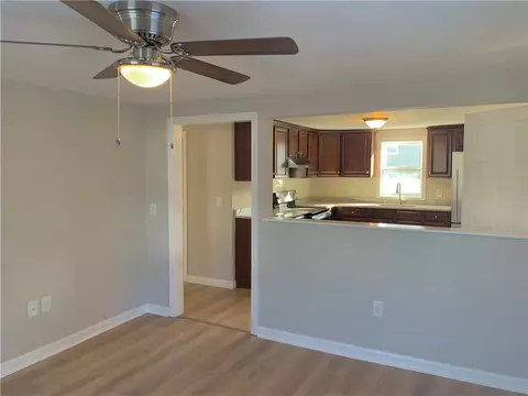 73 Dawn Blvd, Woonsocket, RI 02895 photo 8