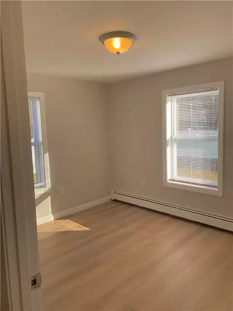 73 Dawn Blvd, Woonsocket, RI 02895 photo 11