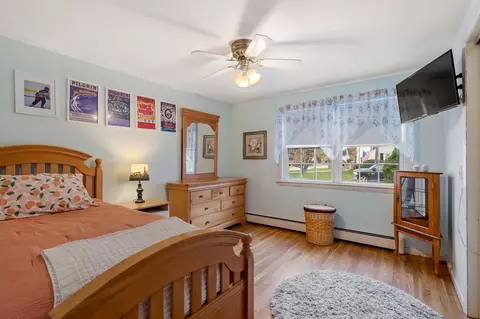 181 Payton Ave, Warwick, RI 02889 photo 17