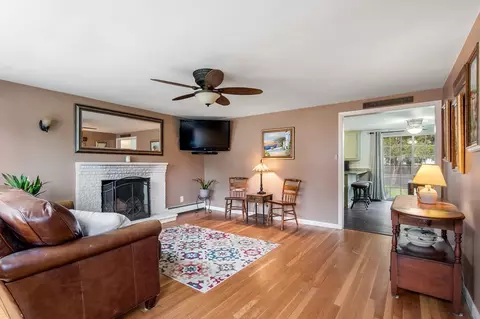 181 Payton Ave, Warwick, RI 02889 photo 4