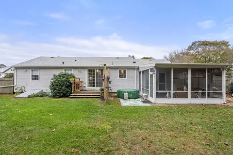 181 Payton Ave, Warwick, RI 02889 photo 27